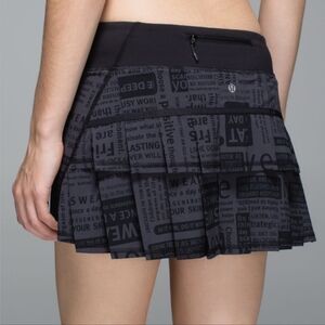 Lululemon Run Pace Setter Skirt 4-way Stretch Classic Manifesto Deep Coal Black